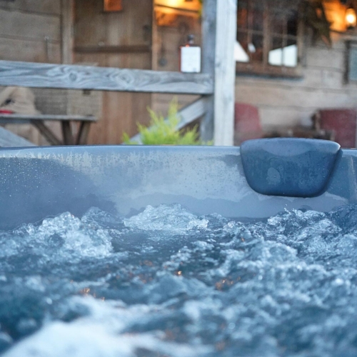 Close up of hot tub bubbling